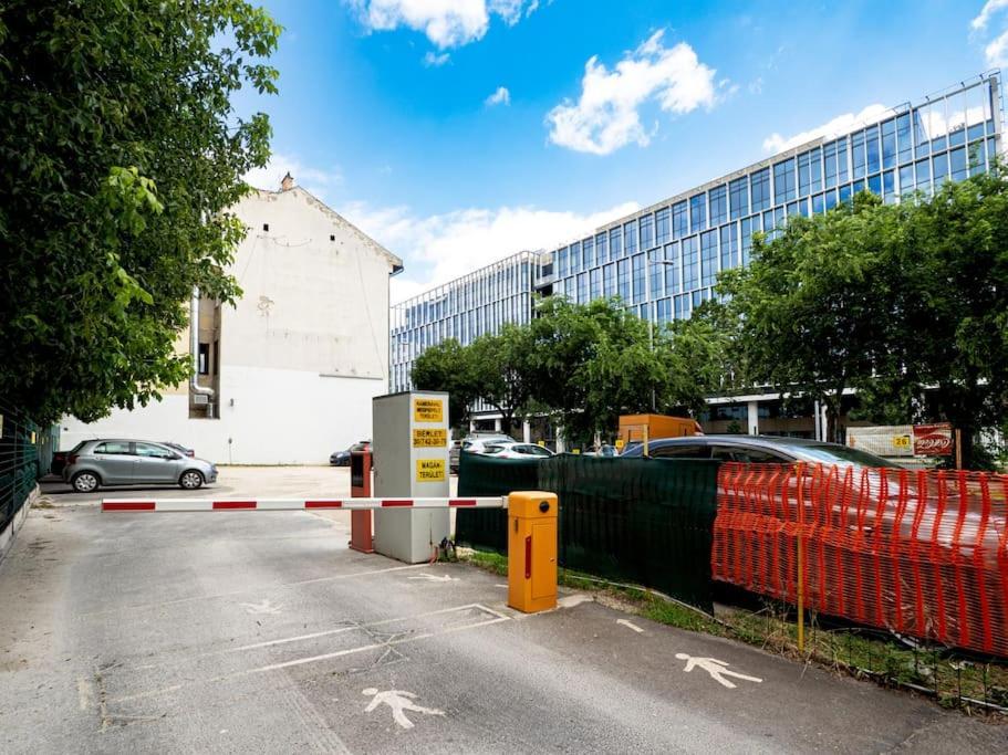Apartmán Vidra-Lak With Private Parking Budapešť Exteriér fotografie